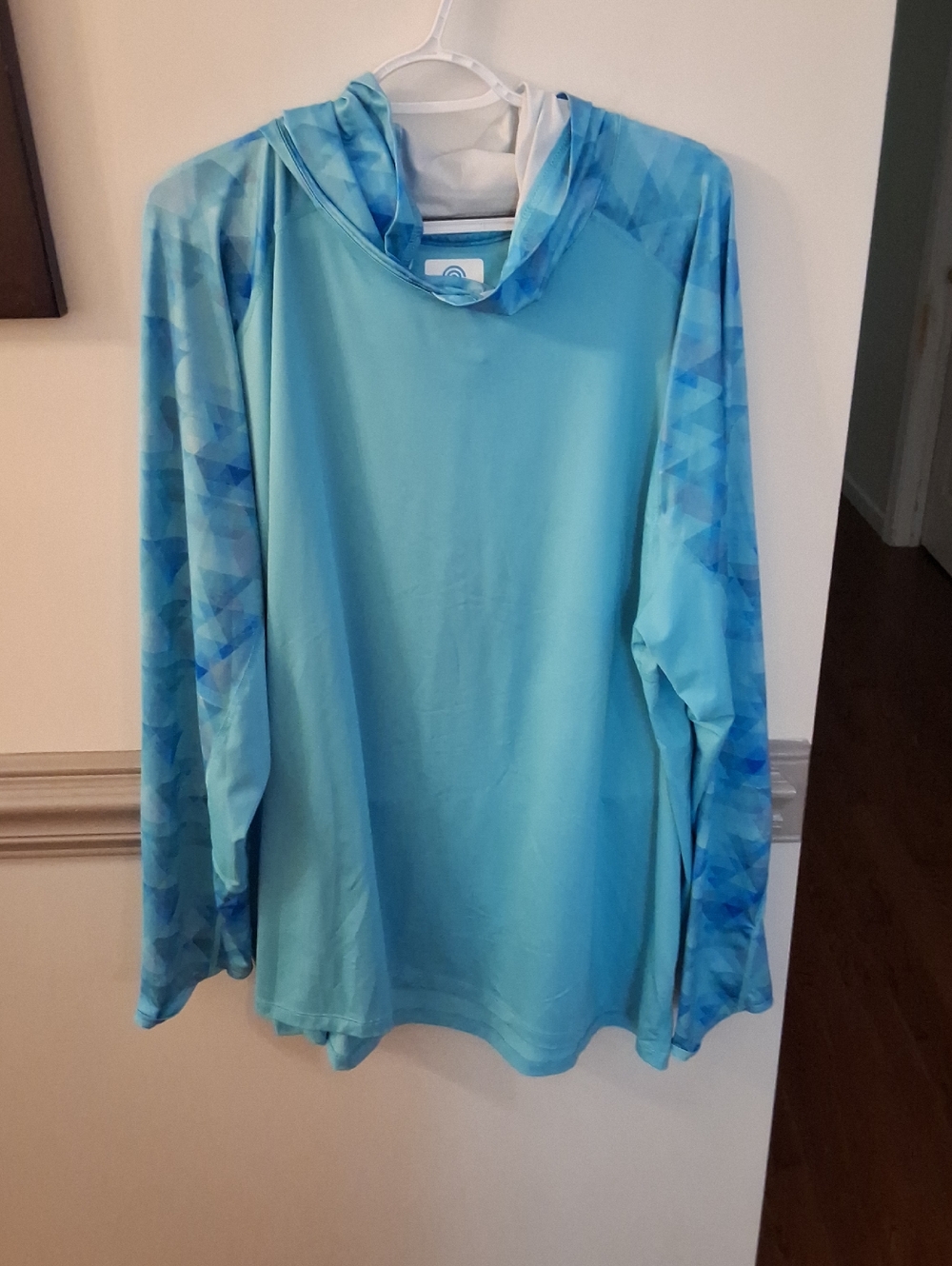 Men's Light Blue Hooded Performance Long-Sleeve Shirt